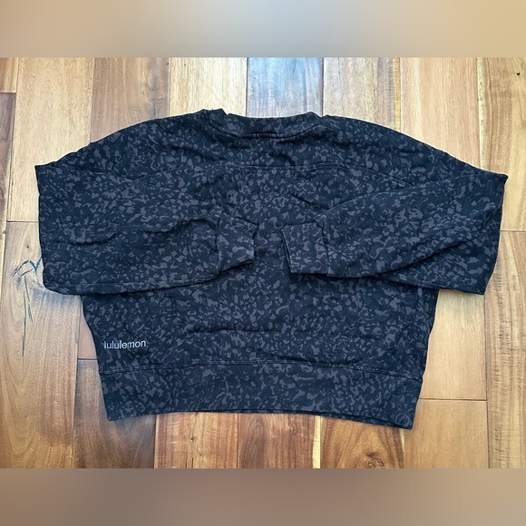 Lululemon Perfectly Oversized Crop Crew - Picture 7 of 8